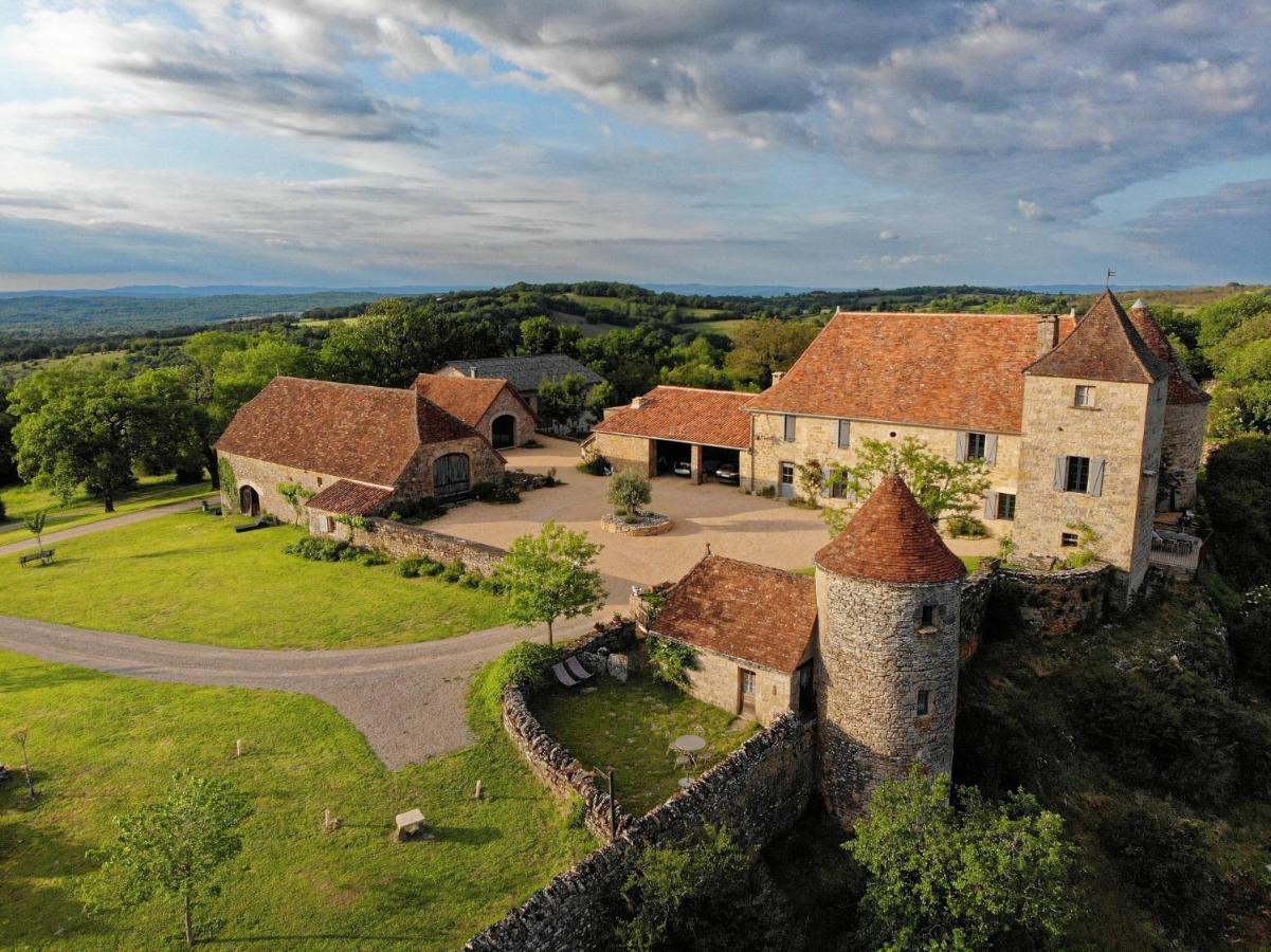 Gite 8 Pers Du Chateau De Cantecor Alvignac المظهر الخارجي الصورة